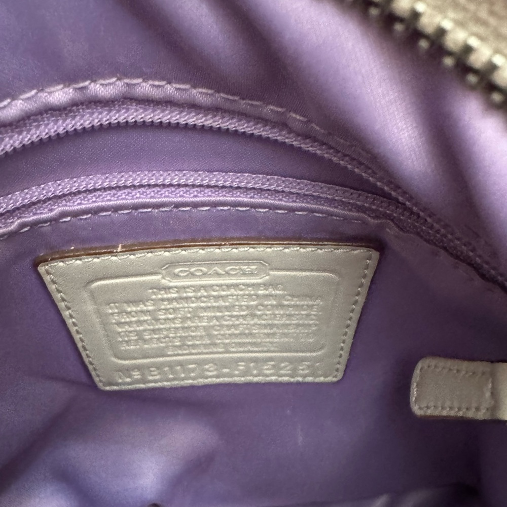 Coach‎ Handbag - Picture 3 of 4